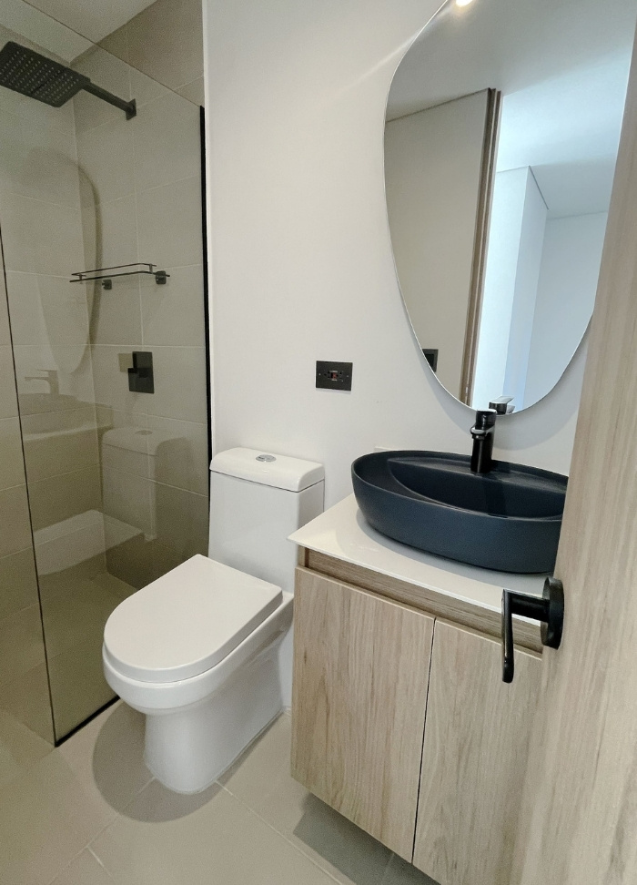 Alcatraz Baño – Laureles - Gira constructora